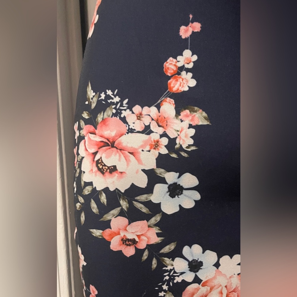 Floral Print Navy Dress, Size Small - Picture 10 of 10